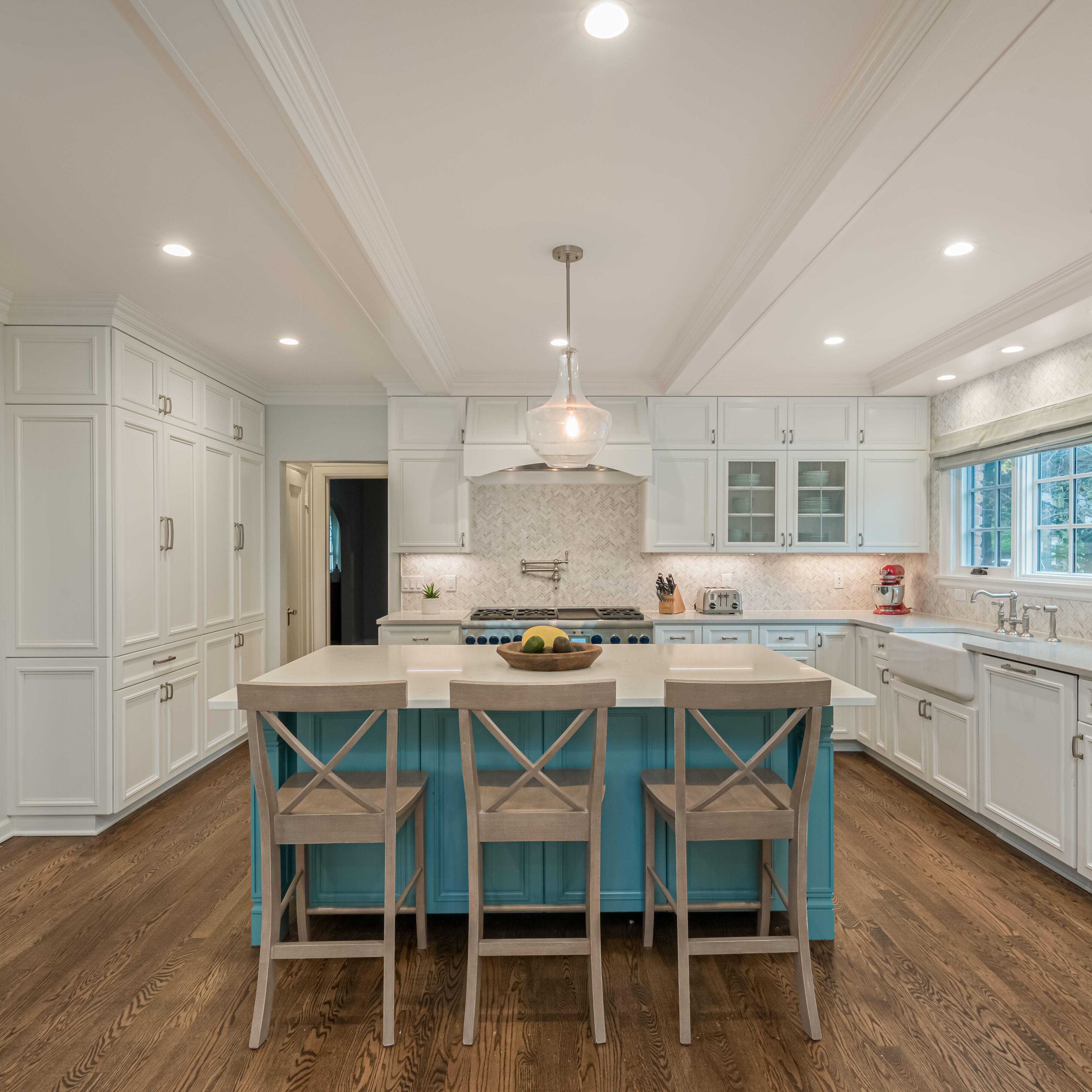 Bumble Bee Kitchen - Transitional - Kitchen - New York - by SIR Development